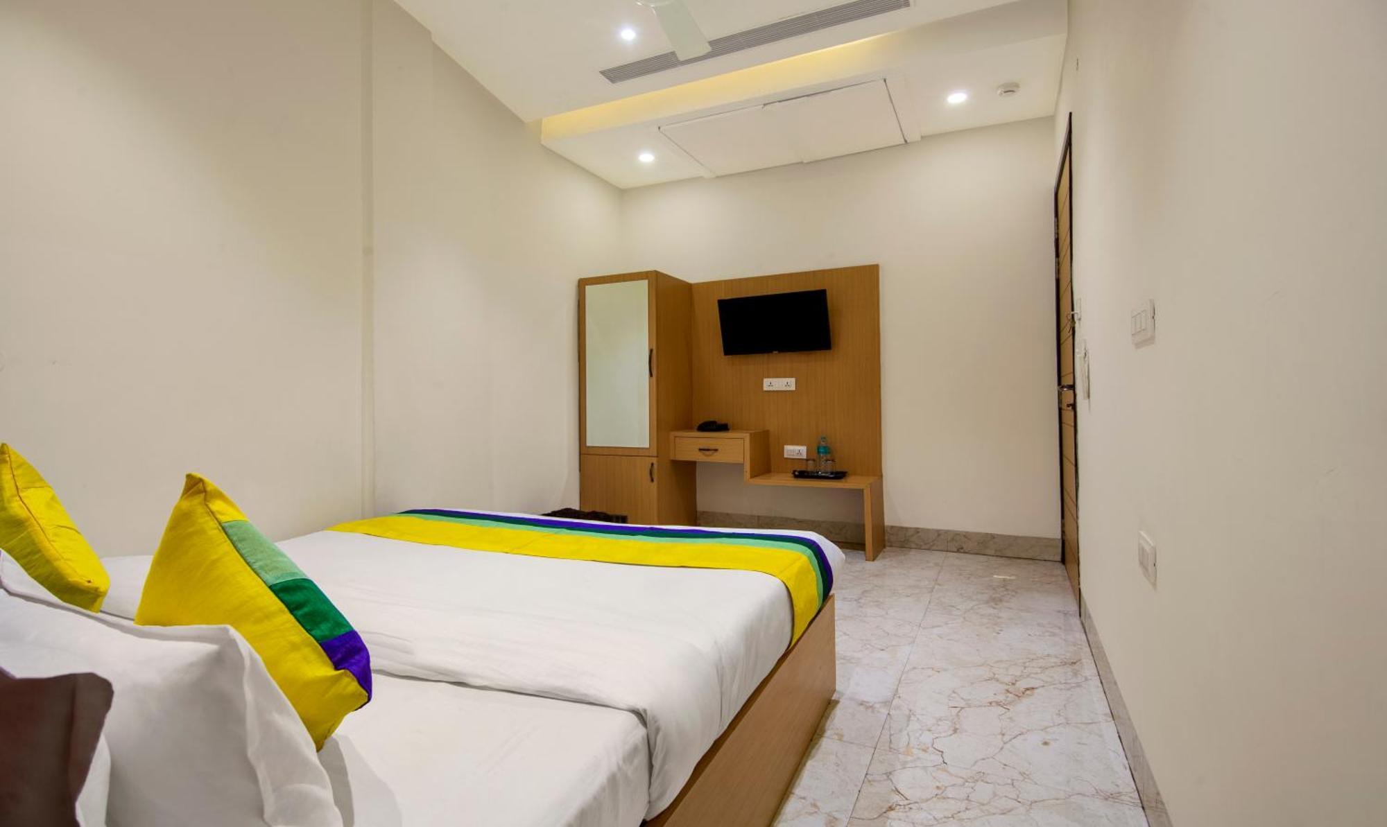 Itsy Hotels Sehdev Residency, Near Golden Temple アムリトサル エクステリア 写真