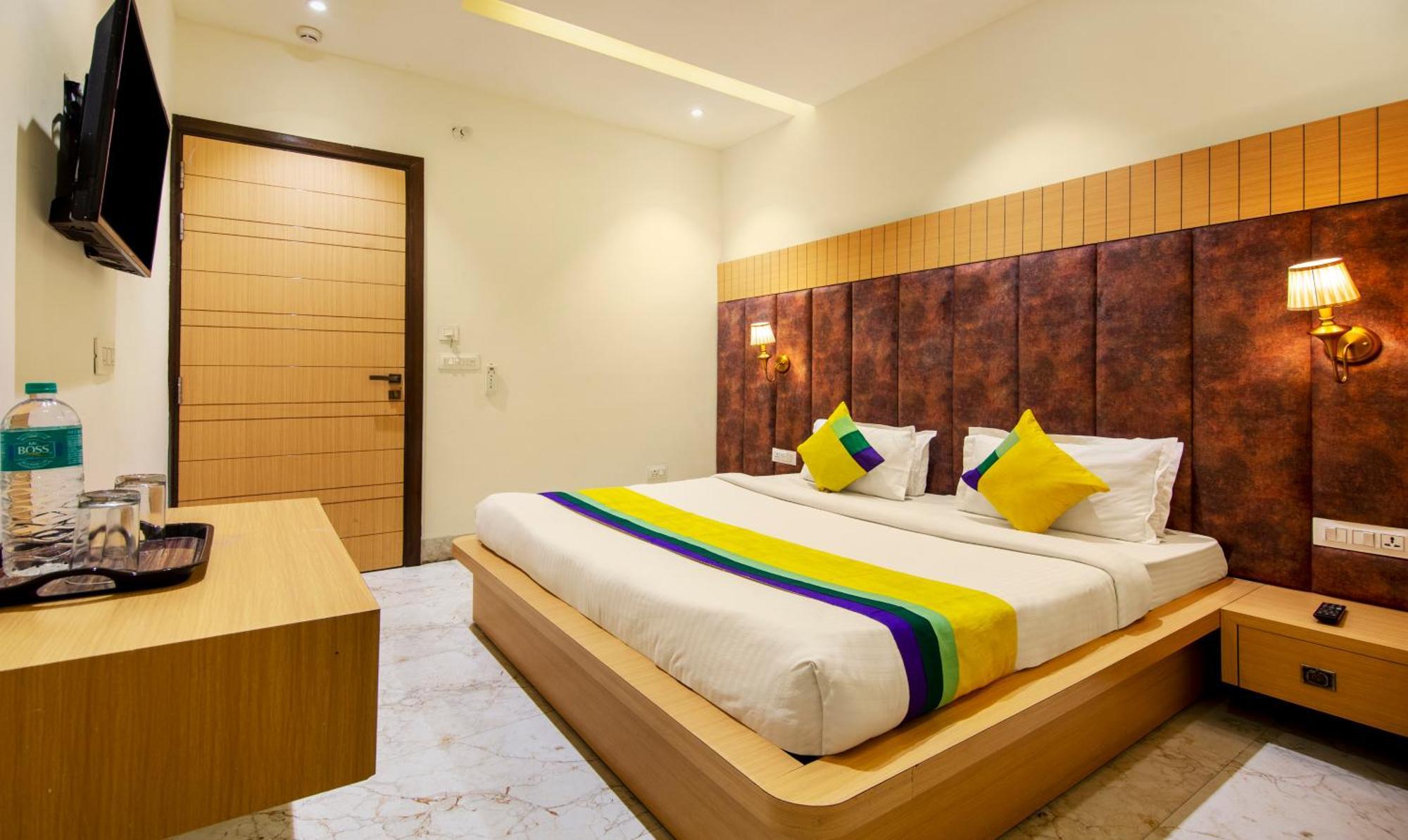Itsy Hotels Sehdev Residency, Near Golden Temple アムリトサル エクステリア 写真