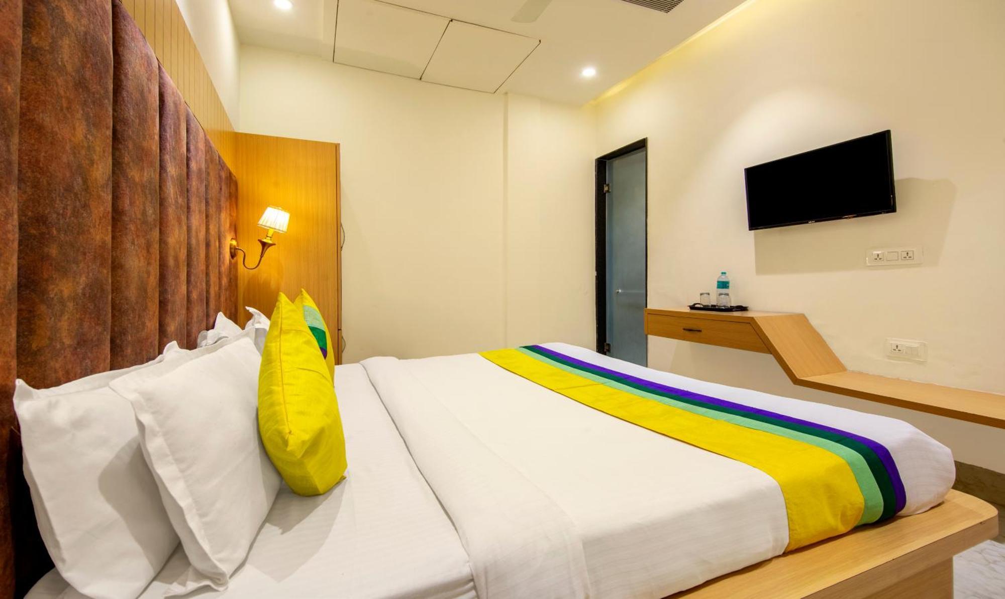 Itsy Hotels Sehdev Residency, Near Golden Temple アムリトサル エクステリア 写真